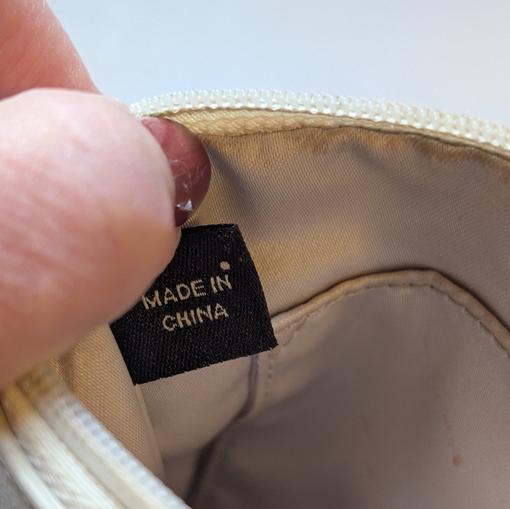 Coach perforated logo leather wristlet in a off-white color in VGUC - Picture 15 of 16